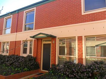 Australian Home Away @ Box Hill 32 - Kalgoorlie Accommodation 6