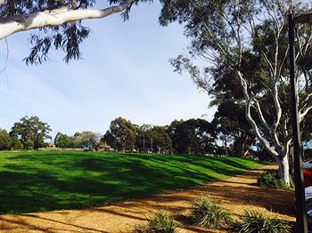 Australian Home Away @ Box Hill 32 - Kalgoorlie Accommodation 16