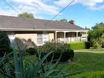 Australian Home Away @ Doncaster Grange Park - Kalgoorlie Accommodation 8