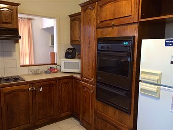 Australian Home Away @ Doncaster Grange Park - Kalgoorlie Accommodation 12