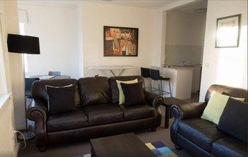 Albert Road Serviced Apartments - Kalgoorlie Accommodation 15