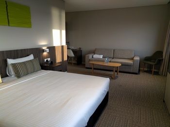 Ibis Styles The Entrance - Kalgoorlie Accommodation 25