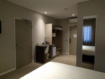 Ibis Styles The Entrance - Kalgoorlie Accommodation 28