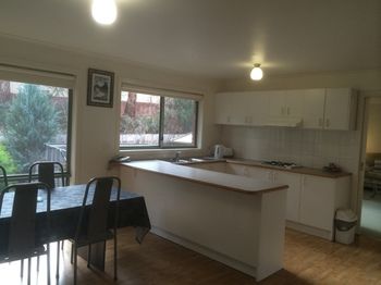 Australian Home Away Ringwood @ Bardia - Kalgoorlie Accommodation 2