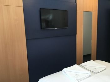 Ibis Budget Gosford - Kalgoorlie Accommodation 8