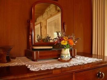 The Burrow At Wombat Bend - Kalgoorlie Accommodation 1