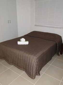 Bayviews & Harbourview Holiday Apartments - Kalgoorlie Accommodation 1