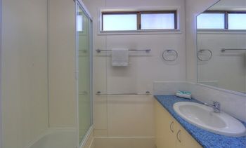 Alex Beach Cabins - Kalgoorlie Accommodation 31