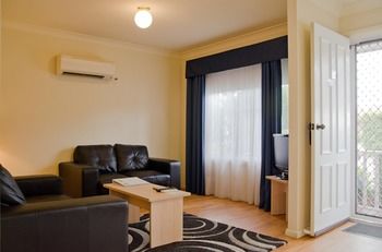 Baybrook Motor Inn & Apartments - Kalgoorlie Accommodation 24