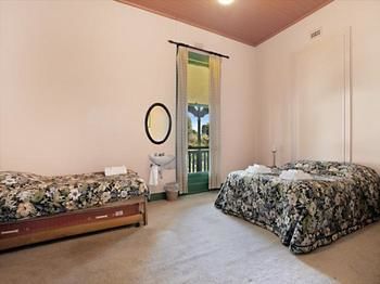 The Victoria & Albert Guesthouse - Kalgoorlie Accommodation 6