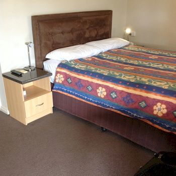 Ashton Townhouse Motel And Suites - Kalgoorlie Accommodation 14