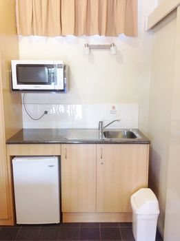 Ashton Townhouse Motel And Suites - Kalgoorlie Accommodation 24