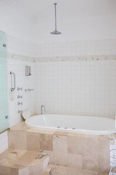 Avoca Valley Bed & Breakfast - Kalgoorlie Accommodation 5