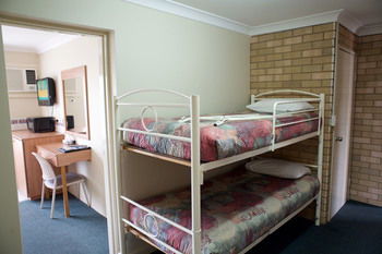 Forest Lodge Motor Inn & Restaurant - Kalgoorlie Accommodation 11