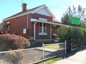 Aaron Cottage - Kalgoorlie Accommodation 12