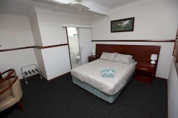 Across Country Motel And Serviced Apartments - Kalgoorlie Accommodation 2