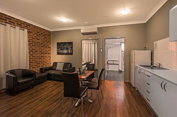 Akuna Motor Inn And Apartments - Kalgoorlie Accommodation 11