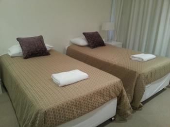 The Dunes Cotton Tree - Kalgoorlie Accommodation 2