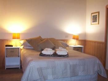 Yarraglen BnB - Kalgoorlie Accommodation 2