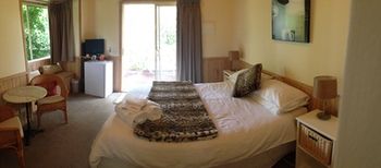 Yarraglen BnB - Kalgoorlie Accommodation 22