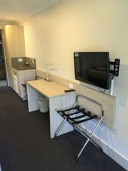 Avoca Beach Hotel & Resort - Kalgoorlie Accommodation 5