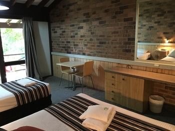 Avoca Beach Hotel & Resort - Kalgoorlie Accommodation 26