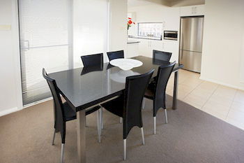Charlestown Terrace - Kalgoorlie Accommodation 7