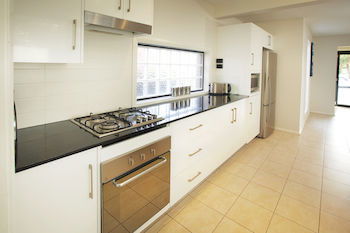 Charlestown Terrace - Kalgoorlie Accommodation 9