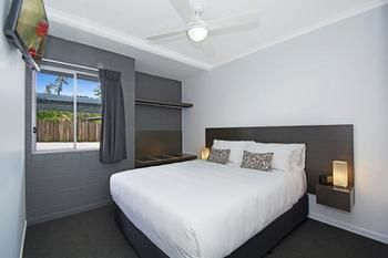 Cooroy Luxury Motel Apartments Noosa - Kalgoorlie Accommodation 5