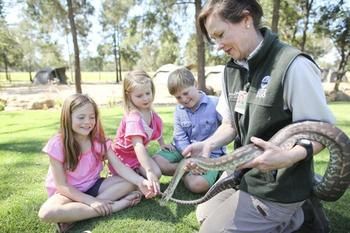 Billabong Camp, Taronga Western Plains Zoo - Kalgoorlie Accommodation 9