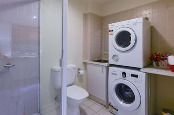 Anchor On Little Collins - Kalgoorlie Accommodation 22