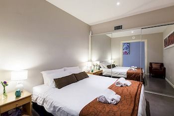Anchor On Little Collins - Southern - Kalgoorlie Accommodation 26