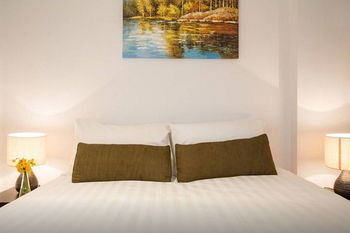 Anchor On Little Collins - Southern - Kalgoorlie Accommodation 49