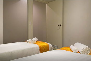 Anchor On Little Collins - Southern - Kalgoorlie Accommodation 61