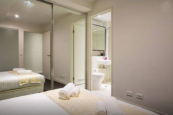 Anchor On Little Collins - Southern - Kalgoorlie Accommodation 66