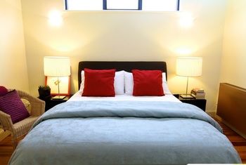Apartment2c - Old Hat Factory - Kalgoorlie Accommodation 3