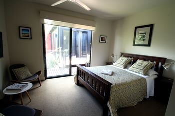 Phoenix Eumundi Bed & Breakfast - Kalgoorlie Accommodation 1