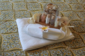 Phoenix Eumundi Bed & Breakfast - Kalgoorlie Accommodation 2