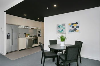 CAMPUS - Kalgoorlie Accommodation 18