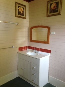 A Settler's Cottage - Kalgoorlie Accommodation 14