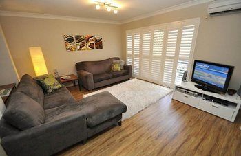 North Ryde 2 Font Furnished Apartment - Kalgoorlie Accommodation 6