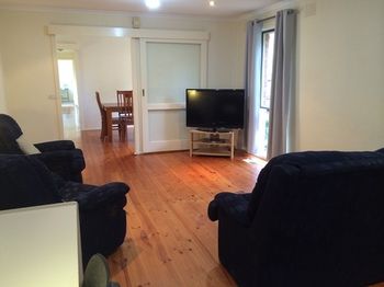 Australian Home Away At East Doncaster - Kalgoorlie Accommodation 13