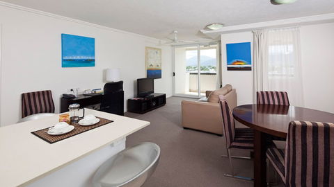 BEST WESTERN PLUS Cairns Central Apartments - Kalgoorlie Accommodation 2