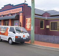 Bears Went Over the Mountain - Kalgoorlie Accommodation