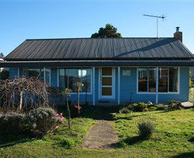 Castaway Cottage - Kalgoorlie Accommodation 0