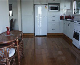 Tranquility Waters - Kalgoorlie Accommodation 1