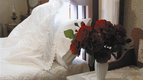 Abergeldie Bed & Breakfast - Kalgoorlie Accommodation 1