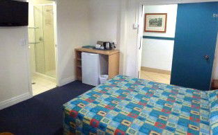 Acacia Inner City Inn - Kalgoorlie Accommodation 3