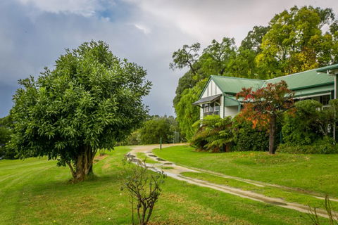 Karbeethong Lodge - Kalgoorlie Accommodation 0