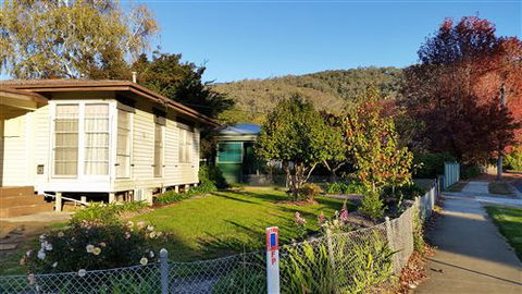 Lakeside Vista Holiday House - Kalgoorlie Accommodation 4